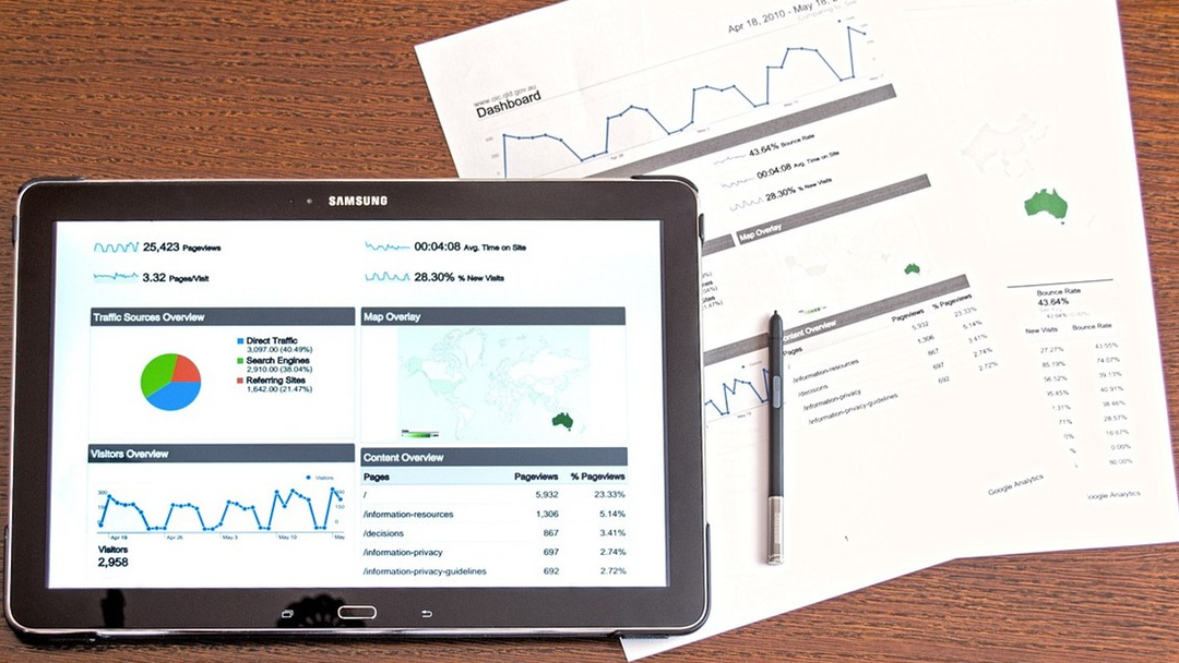 dashboard spreadsheets and charts
